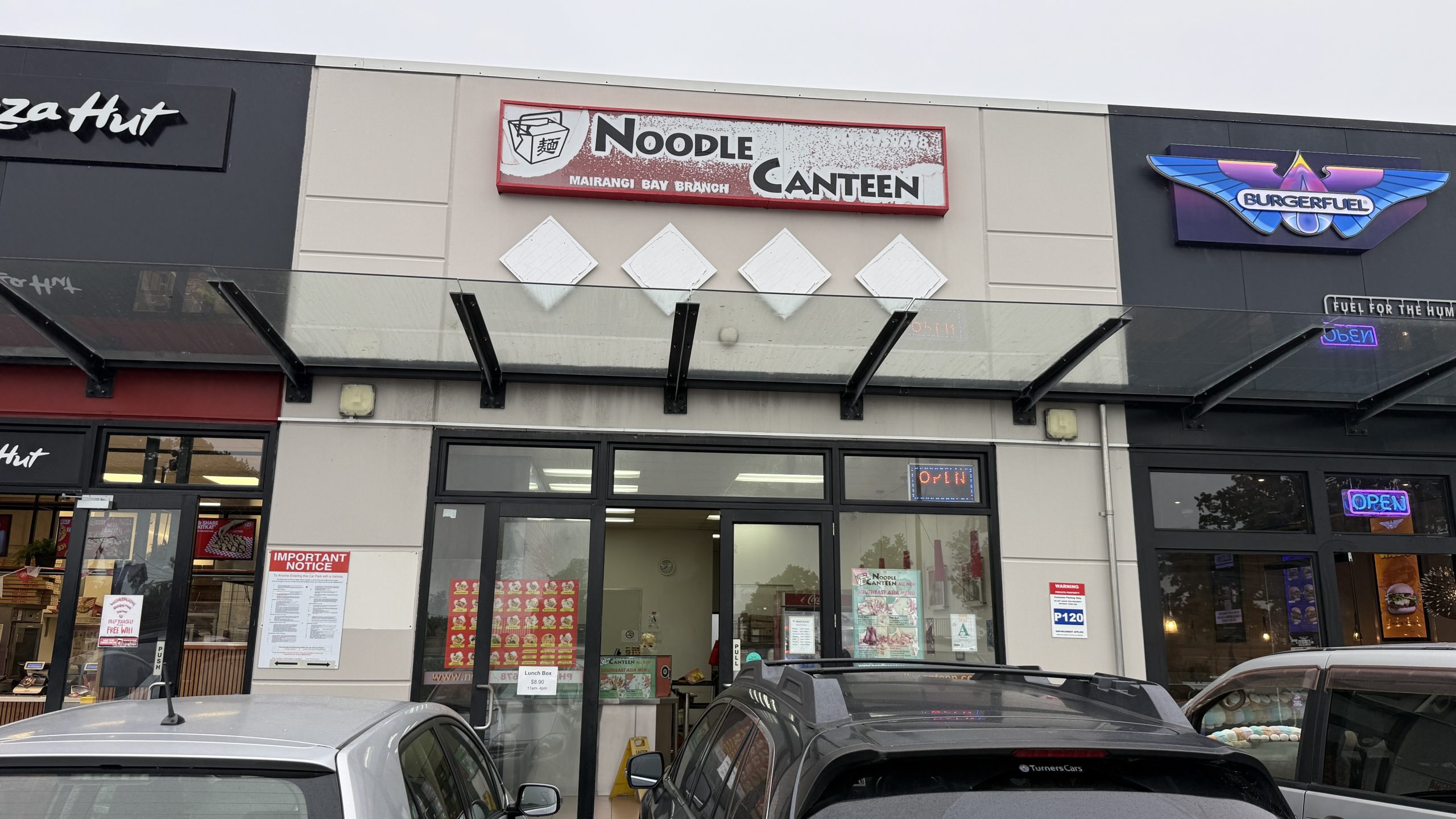 Windsor Park - An Avid Traveller 