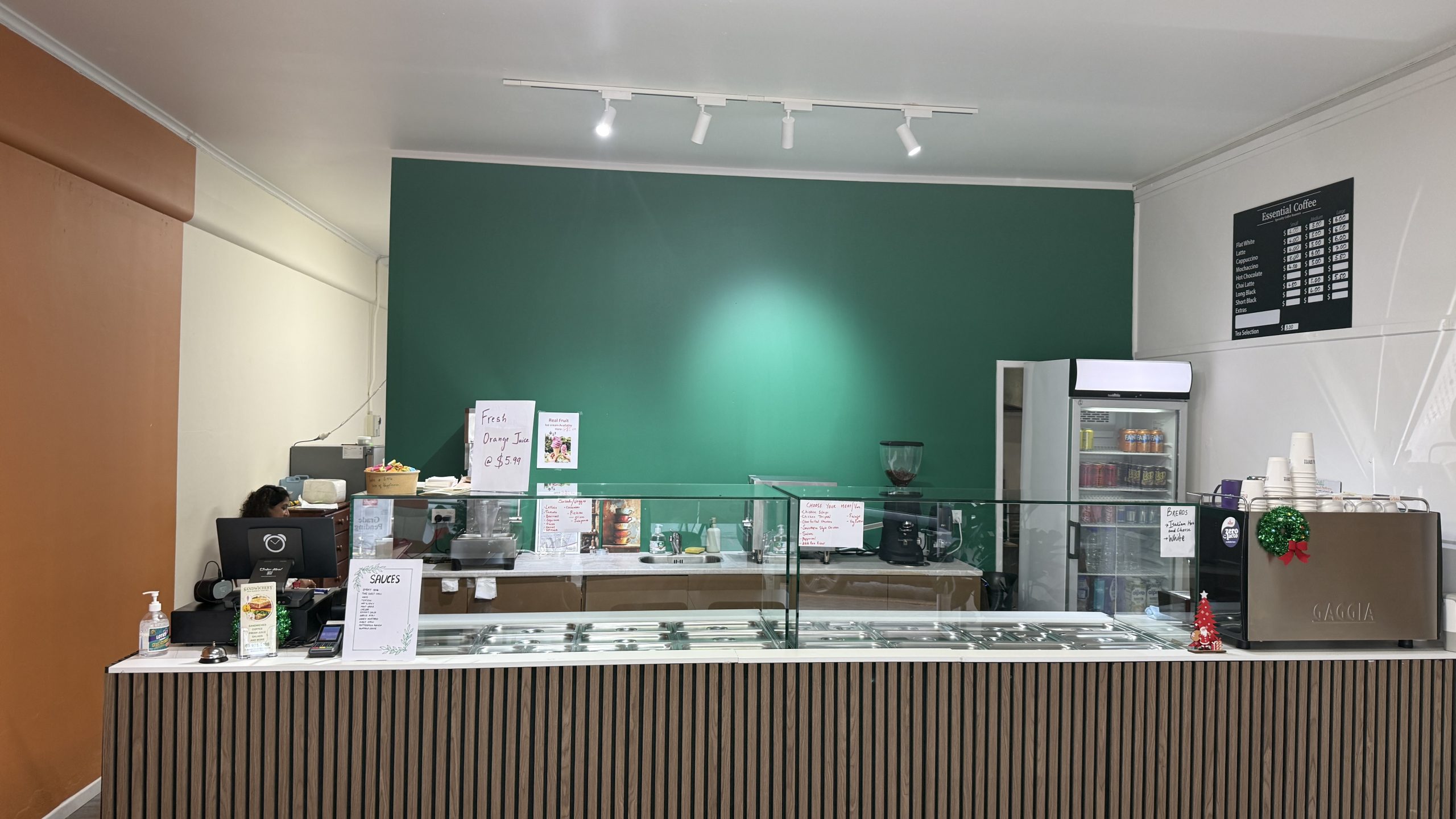 The Sandwichery Cafe - An Avid Traveller