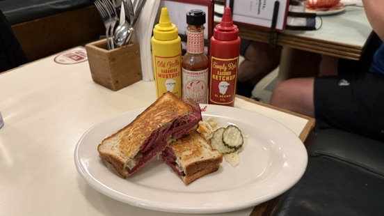 Federal Delicatessen Reuben Sandwich - An Avid Traveller
