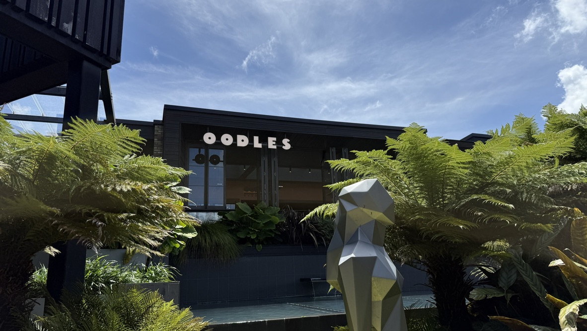 Oodles Uyghur Chinese Halal Restaurant Exterior Newmarket