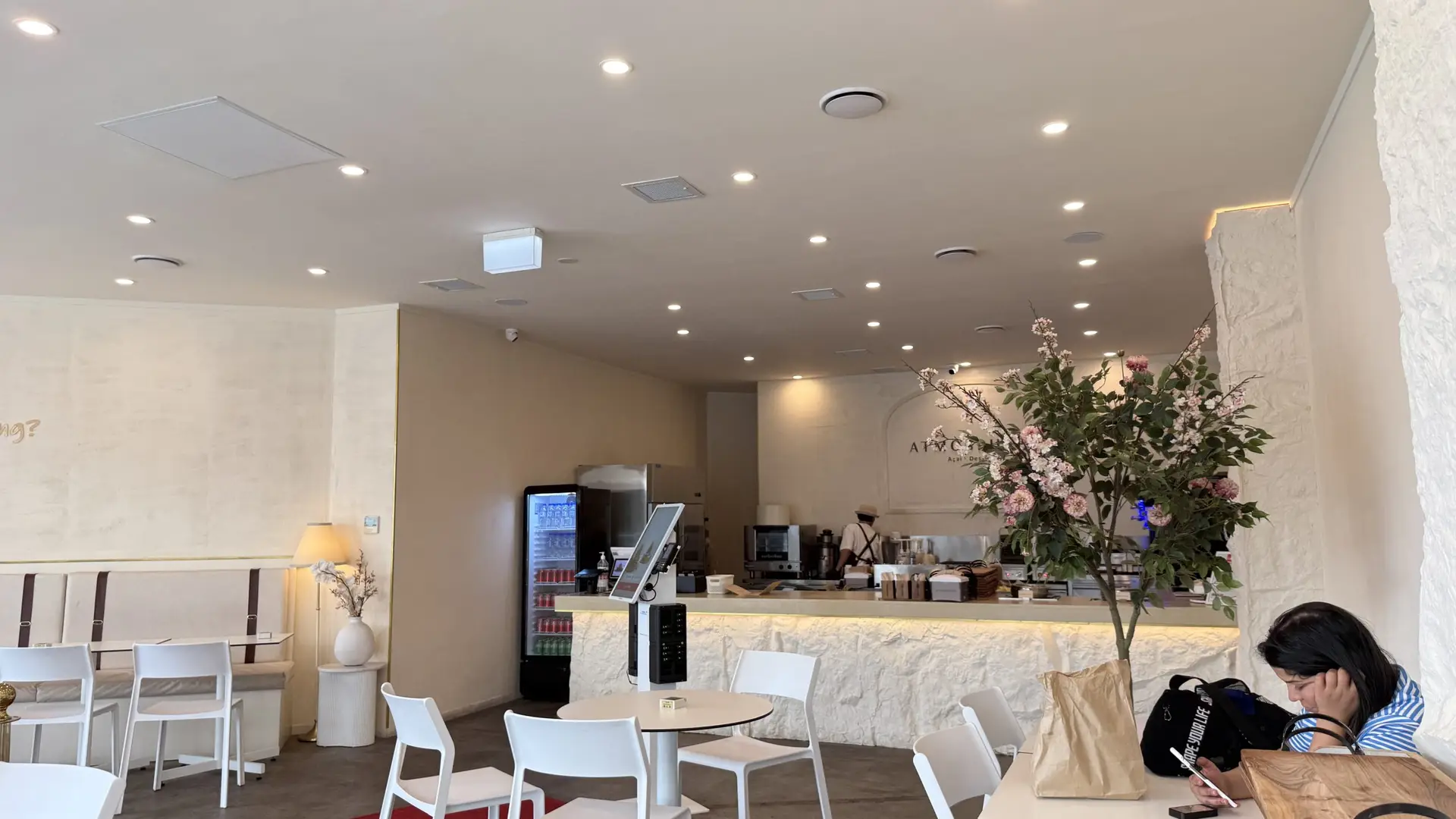 Atmosphere Ordering - An Avid Traveller